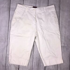 212 collection white Bermuda shorts w/front pockets sz 2 petite women